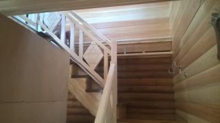 Лестница из массива сосны, лиственницы 1 сорта_копия