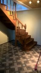 Лестница из массива сосны, лиственницы, ясеня 1 сорта